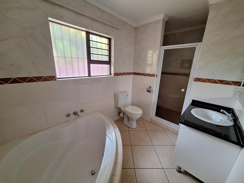To Let 3 Bedroom Property for Rent in Eldoraigne Gauteng