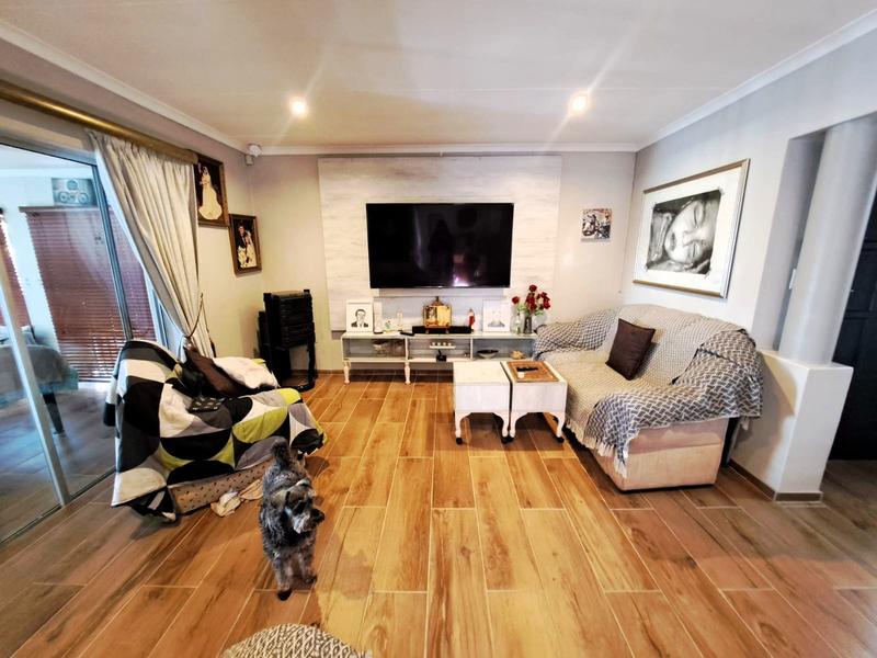 4 Bedroom Property for Sale in Highveld Gauteng
