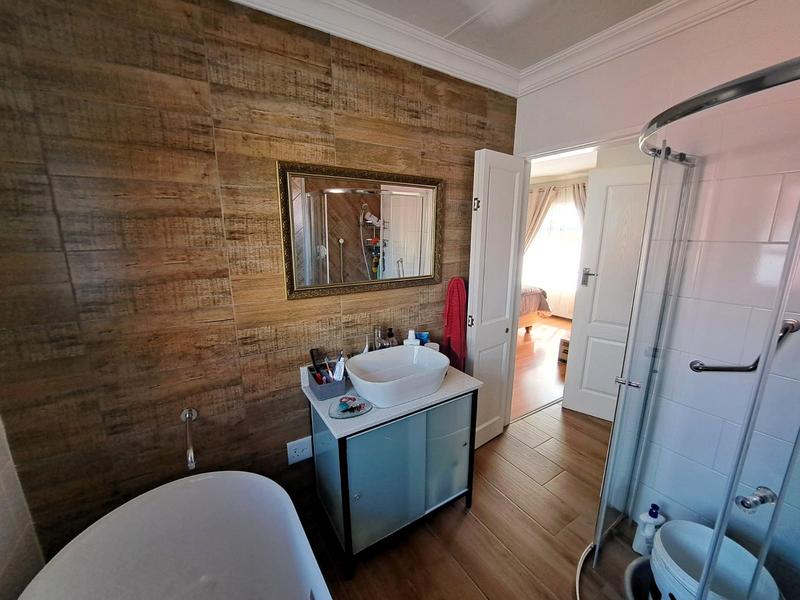 4 Bedroom Property for Sale in Highveld Gauteng
