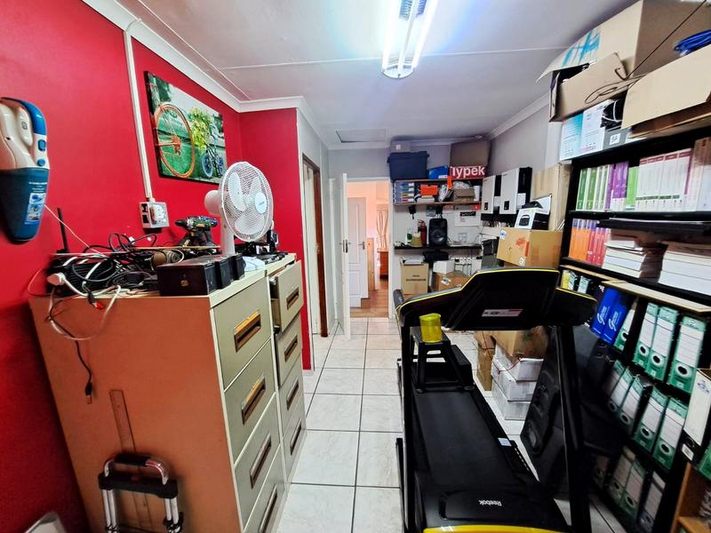 4 Bedroom Property for Sale in Highveld Gauteng