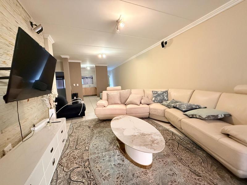 To Let 2 Bedroom Property for Rent in Morningside Gauteng