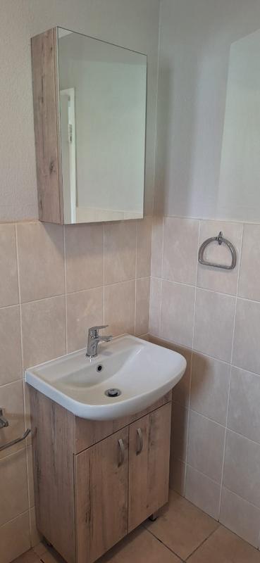 To Let 2 Bedroom Property for Rent in Elardus Park Gauteng
