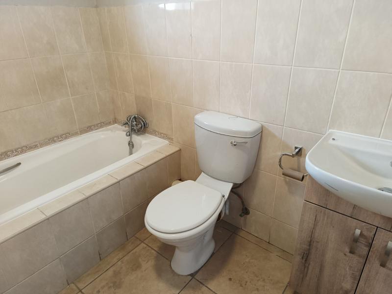 To Let 2 Bedroom Property for Rent in Elardus Park Gauteng