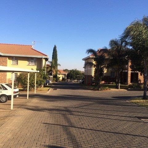 To Let 2 Bedroom Property for Rent in Elardus Park Gauteng