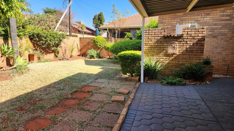 To Let 2 Bedroom Property for Rent in Montana Park Gauteng