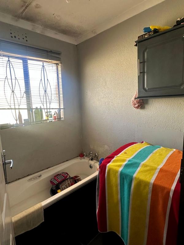 2 Bedroom Property for Sale in Lawley Gauteng
