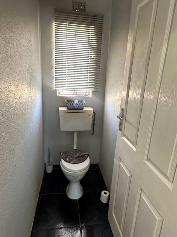 2 Bedroom Property for Sale in Lawley Gauteng