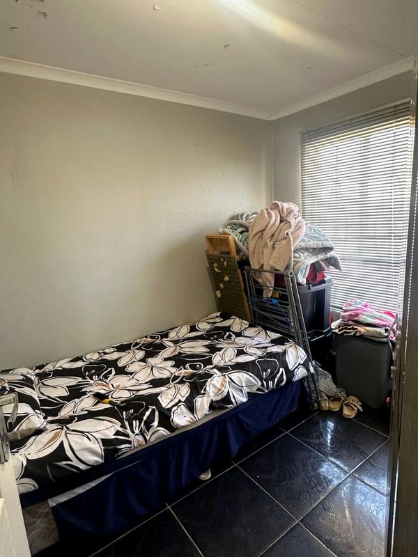 2 Bedroom Property for Sale in Lawley Gauteng