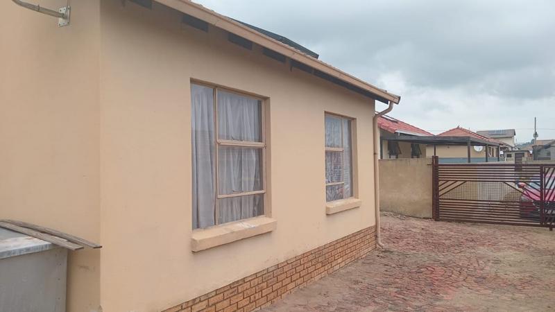 3 Bedroom Property for Sale in Kya Sands Gauteng