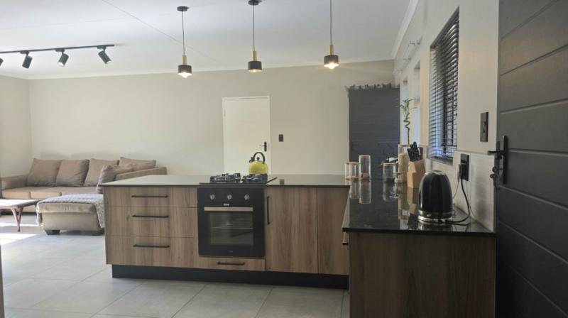 To Let 3 Bedroom Property for Rent in The Reeds Gauteng