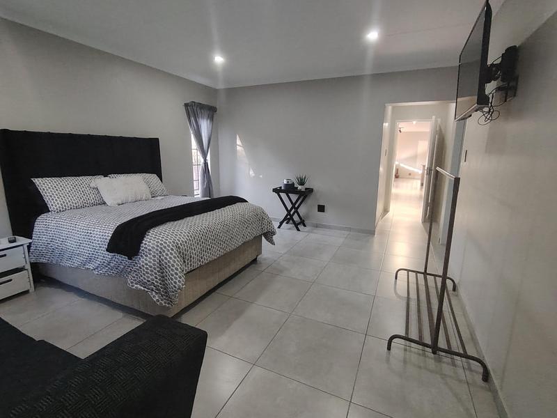 To Let 3 Bedroom Property for Rent in The Reeds Gauteng