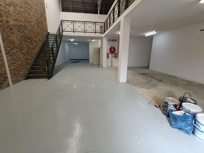 To Let commercial Property for Rent in Randjespark Gauteng