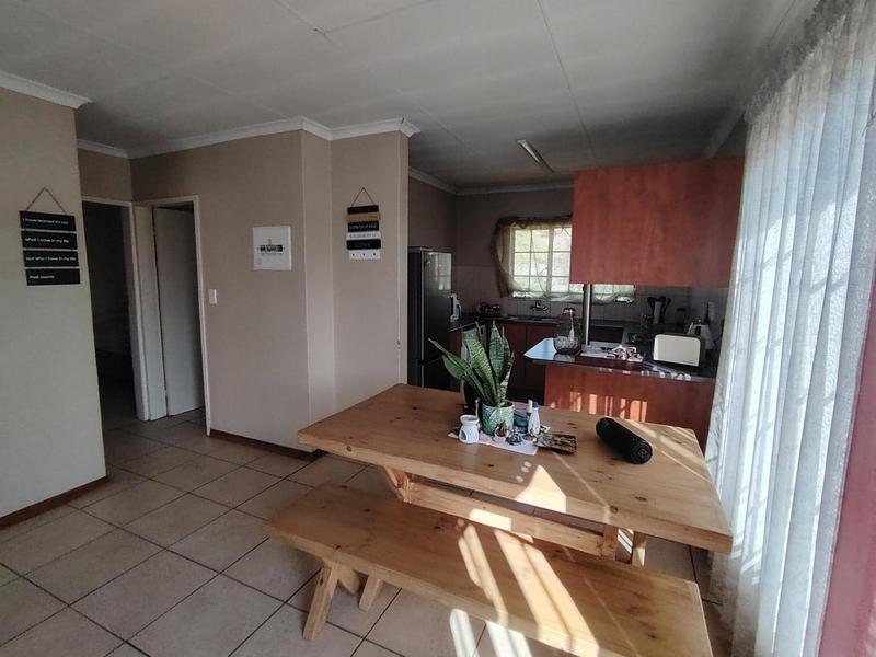 2 Bedroom Property for Sale in The Reeds Gauteng