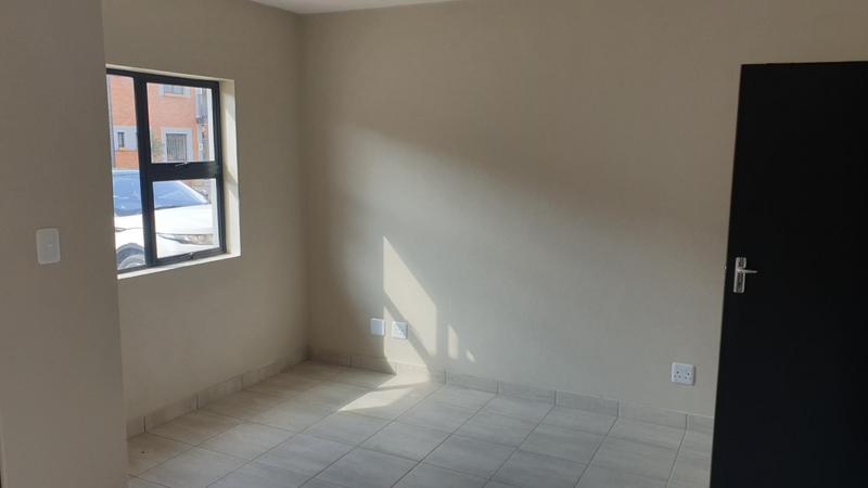 To Let commercial Property for Rent in N4 Gateway Industrial Park Gauteng