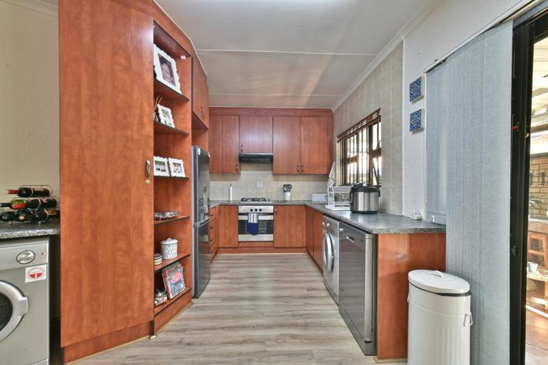 3 Bedroom Property for Sale in New Market Gauteng