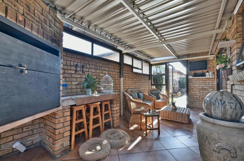 3 Bedroom Property for Sale in New Market Gauteng