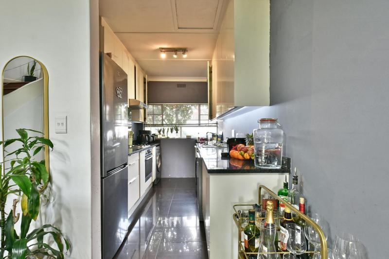 1 Bedroom Property for Sale in Craighall Park Gauteng