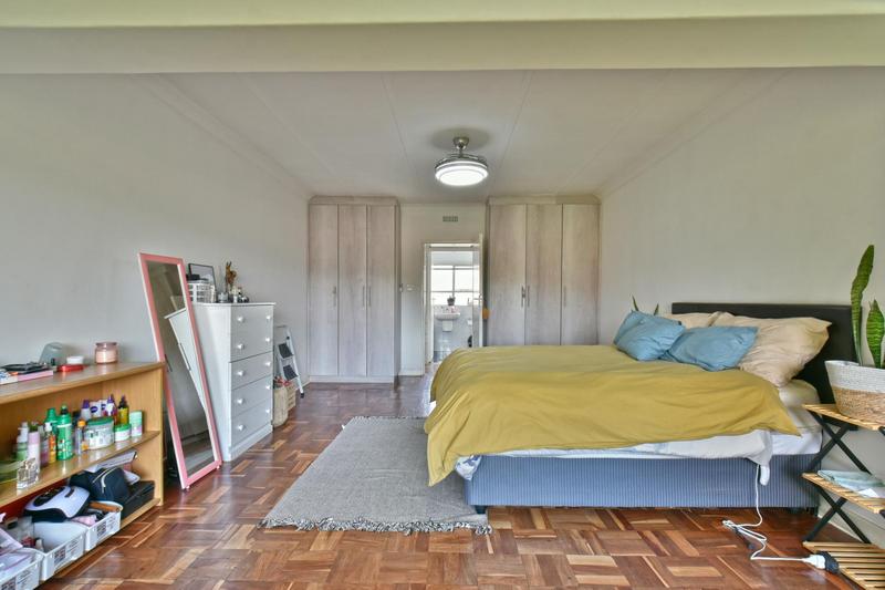 1 Bedroom Property for Sale in Craighall Park Gauteng