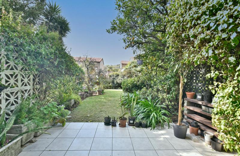 1 Bedroom Property for Sale in Craighall Park Gauteng