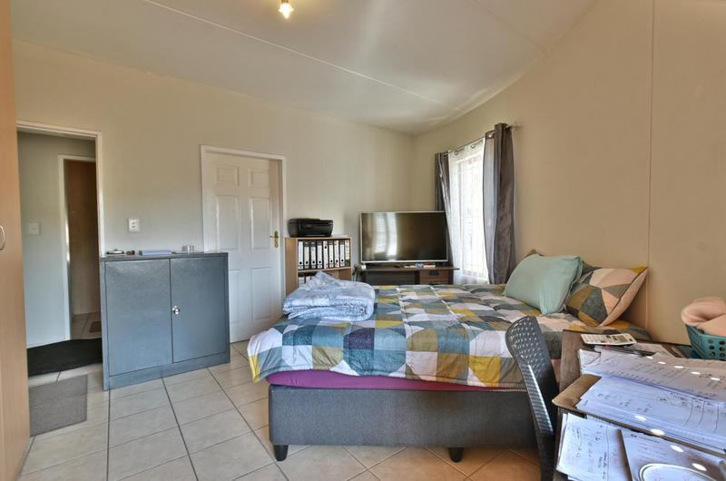 2 Bedroom Property for Sale in Winchester Hills Gauteng