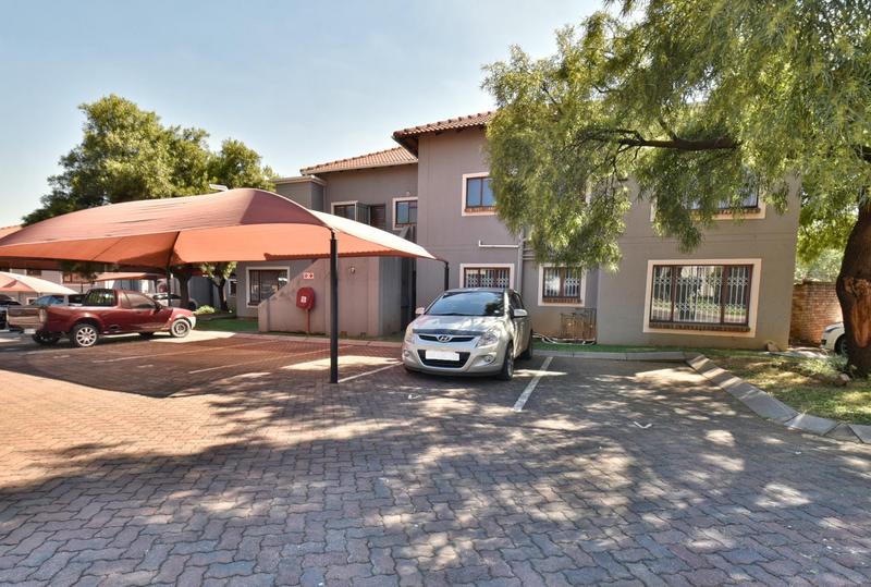 2 Bedroom Property for Sale in Winchester Hills Gauteng