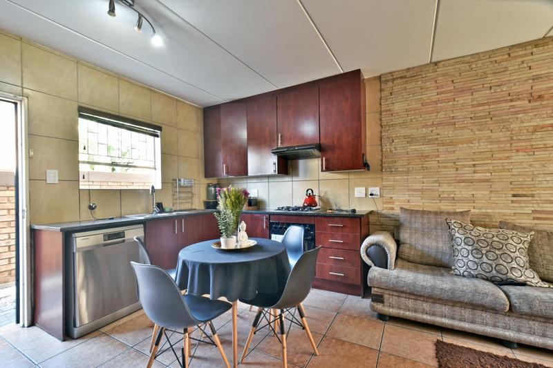 3 Bedroom Property for Sale in Wilgeheuwel Gauteng