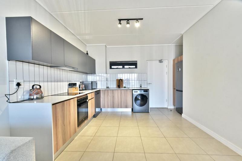1 Bedroom Property for Sale in Aspen Hills Gauteng