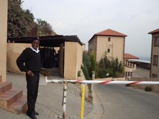 To Let 3 Bedroom Property for Rent in Constantia Kloof Gauteng