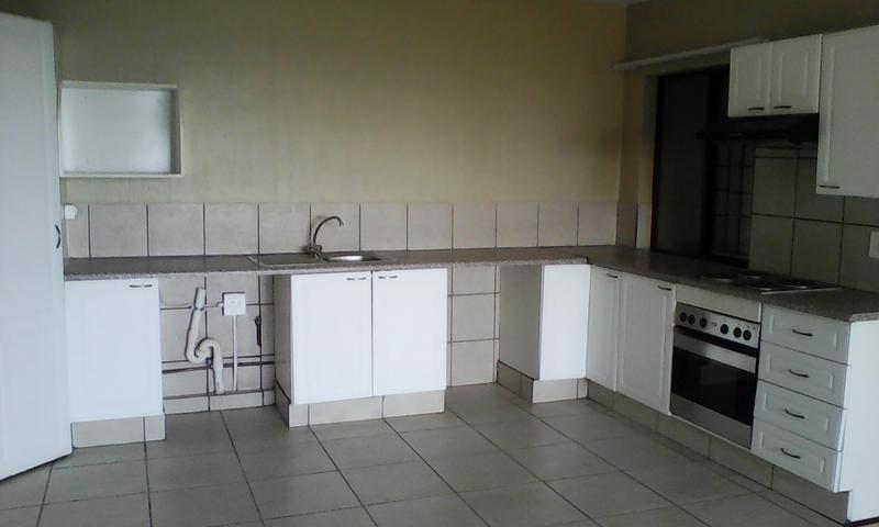 To Let 3 Bedroom Property for Rent in Constantia Kloof Gauteng