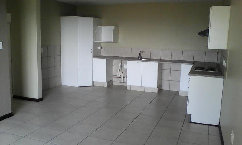To Let 3 Bedroom Property for Rent in Constantia Kloof Gauteng