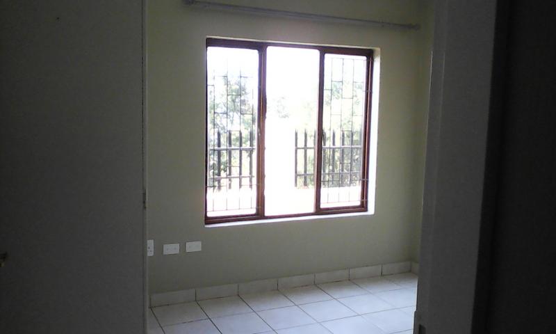 To Let 3 Bedroom Property for Rent in Constantia Kloof Gauteng