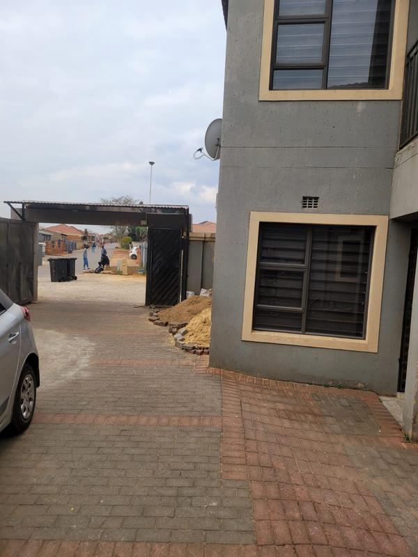 181 Bedroom Property for Sale in Vosloorus Gauteng