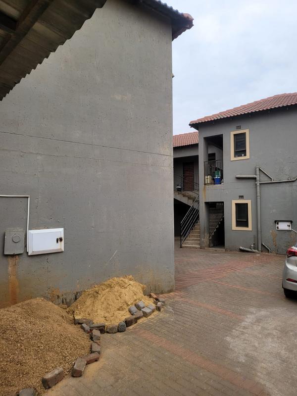 181 Bedroom Property for Sale in Vosloorus Gauteng