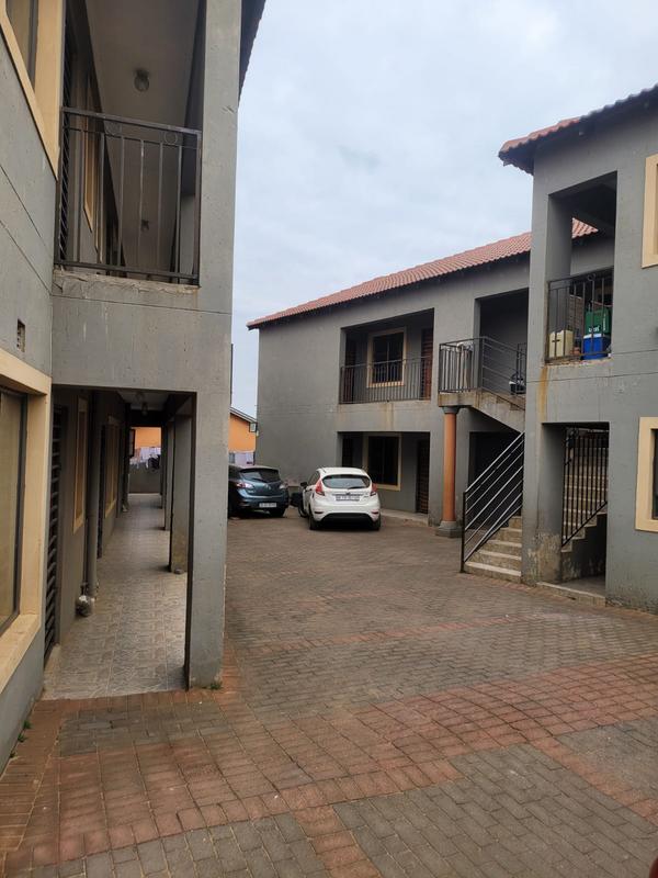181 Bedroom Property for Sale in Vosloorus Gauteng