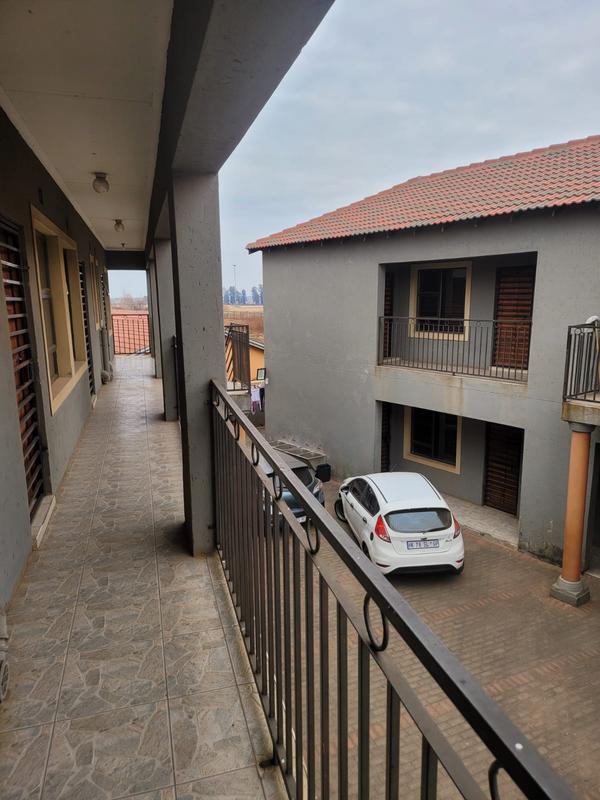 181 Bedroom Property for Sale in Vosloorus Gauteng