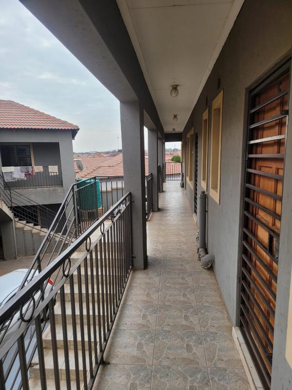 181 Bedroom Property for Sale in Vosloorus Gauteng