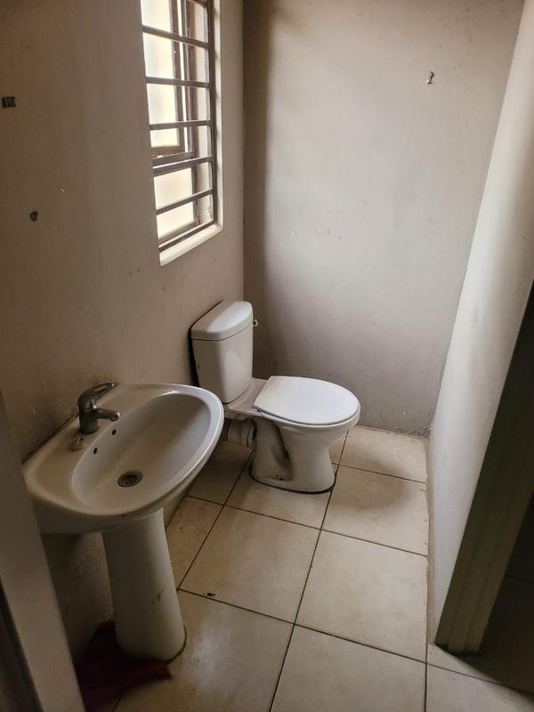 181 Bedroom Property for Sale in Vosloorus Gauteng