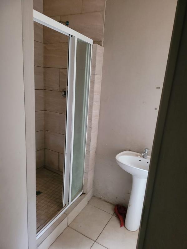 181 Bedroom Property for Sale in Vosloorus Gauteng