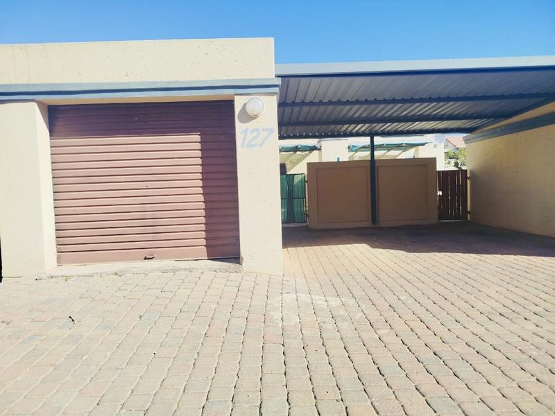2 Bedroom Property for Sale in Annlin Gauteng