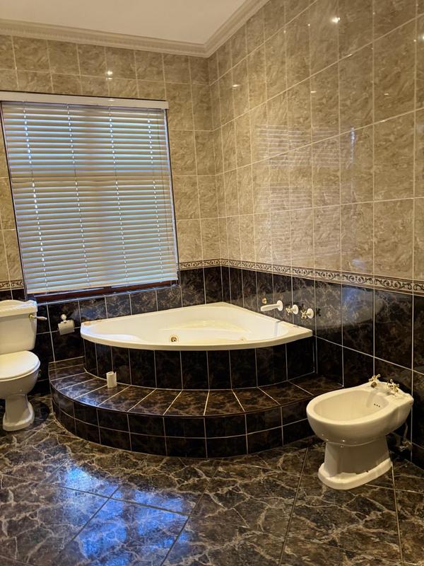 To Let 3 Bedroom Property for Rent in Kensington Gauteng
