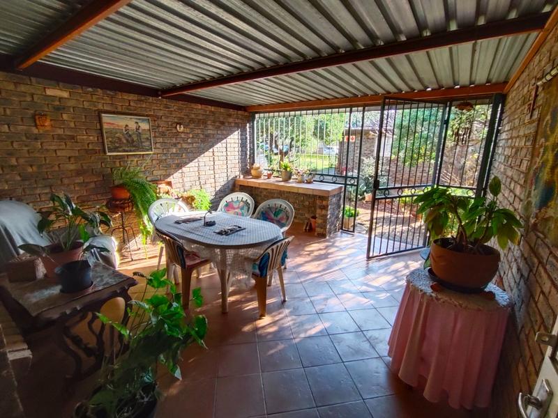 2 Bedroom Property for Sale in Clarina Gauteng