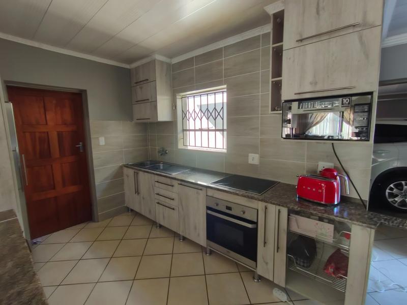 3 Bedroom Property for Sale in Heatherview Gauteng