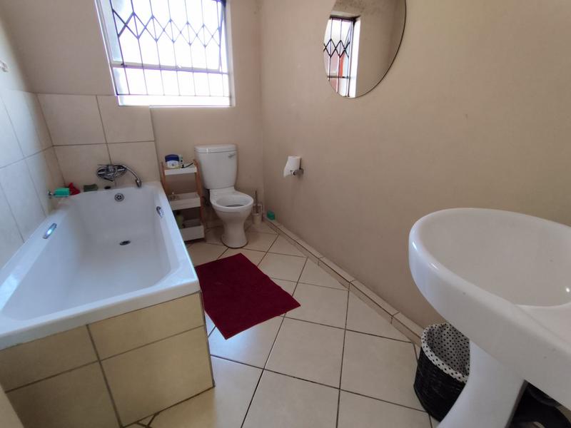 3 Bedroom Property for Sale in Heatherview Gauteng