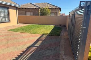 2 Bedroom Property for Sale in Rosslyn Gauteng