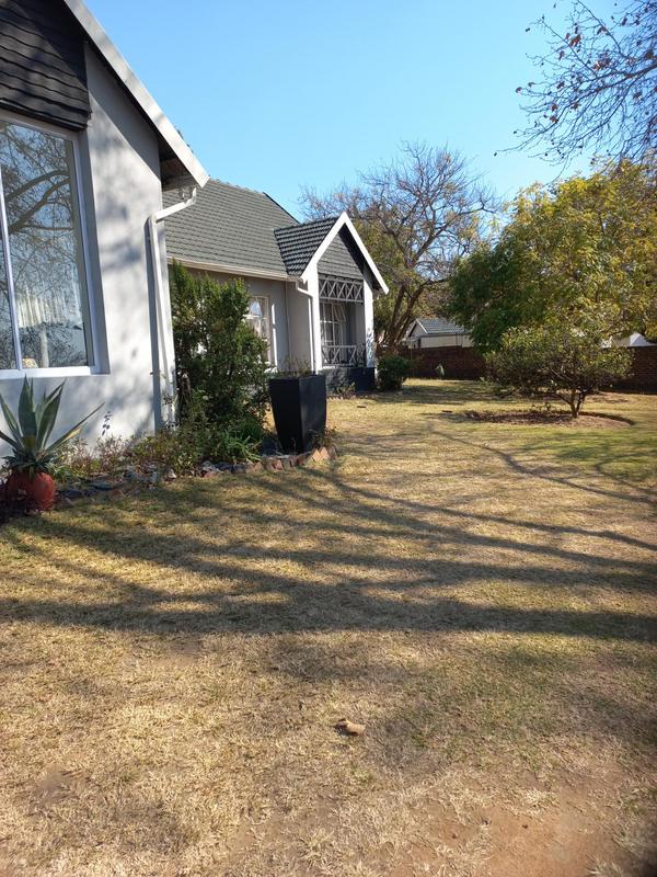 5 Bedroom Property for Sale in Kelvin Gauteng