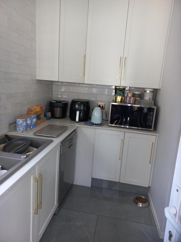 5 Bedroom Property for Sale in Kelvin Gauteng