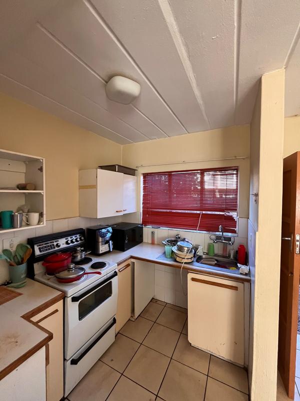 2 Bedroom Property for Sale in Dorandia Gauteng