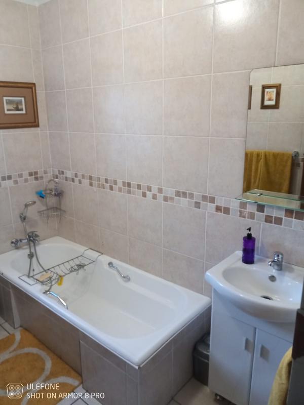 3 Bedroom Property for Sale in Homestead Gauteng