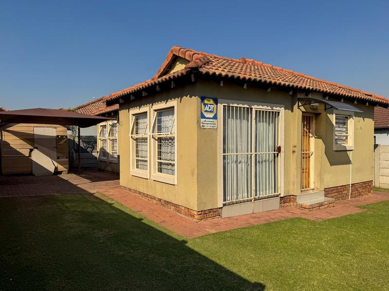To Let 3 Bedroom Property for Rent in Alveda Park Gauteng
