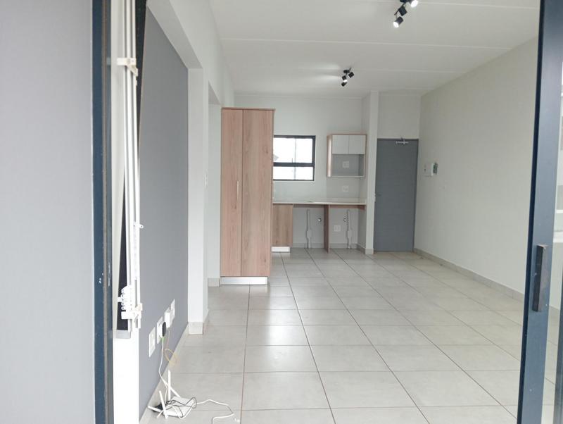 2 Bedroom Property for Sale in Pinehaven Gauteng